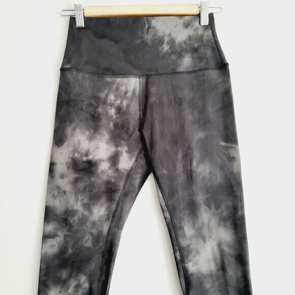 TIE-DYE \ Splatter High Waist Crop Athletic Comfy Leggings Neutral Gray Sz 6 - Picture 2 of 12